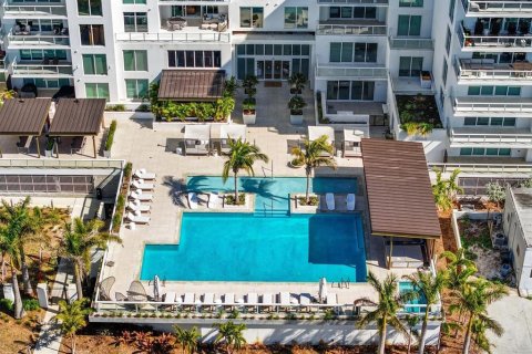 Condo in Clearwater, Florida, 2 bedrooms  № 2227273 - photo 21