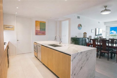 Condo in Clearwater, Florida, 2 bedrooms  № 2227273 - photo 3