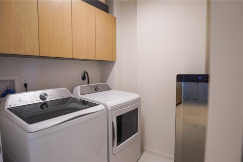 Condo in Clearwater, Florida, 2 bedrooms  № 2227273 - photo 12
