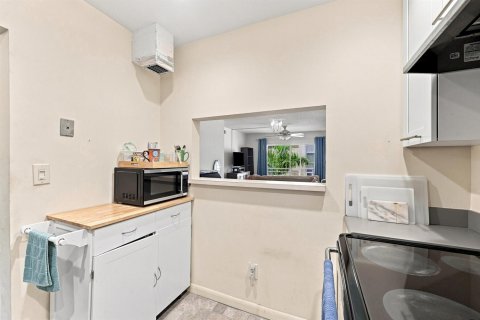 Condominio en venta en Sunrise, Florida, 2 dormitorios, 80.92 m2 № 2169326 - foto 8