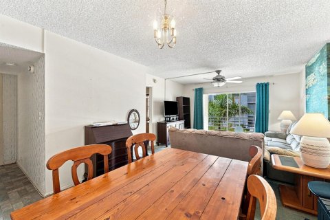 Condominio en venta en Sunrise, Florida, 2 dormitorios, 80.92 m2 № 2169326 - foto 10
