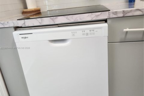 Купить кондоминиум в Майами-Бич, Флорида 34.84м2, № 2063765 - фото 5