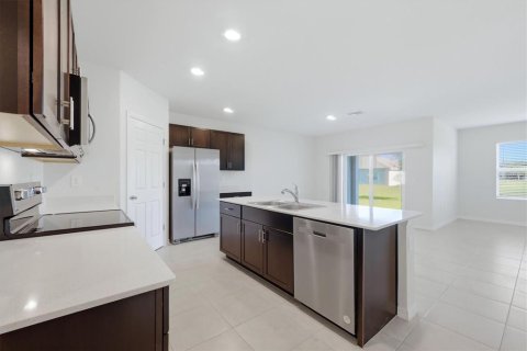Villa ou maison à vendre à Punta Gorda, Floride: 4 chambres, 169.83 m2 № 2205239 - photo 3