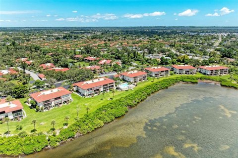 Condo in Bradenton, Florida, 3 bedrooms  № 1914995 - photo 24