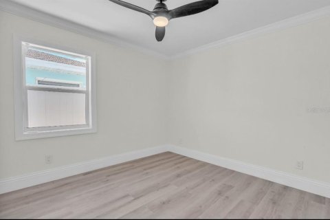 House in Clearwater, Florida 3 bedrooms, 176.33 sq.m. № 1842165 - photo 23