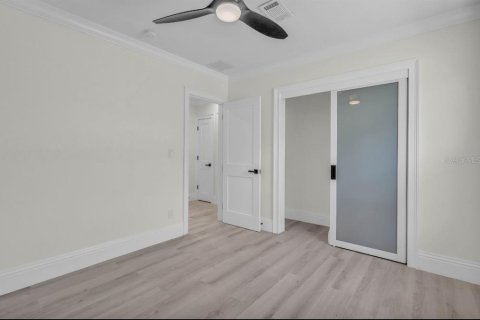 House in Clearwater, Florida 3 bedrooms, 176.33 sq.m. № 1842165 - photo 22