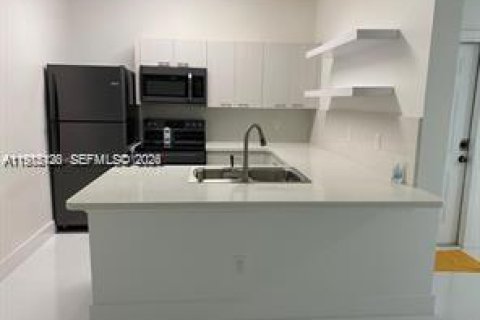 Снять в аренду кондоминиум в Хайалиа, Флорида 1 спальня, 70.88м2, № 2050863 - фото 4