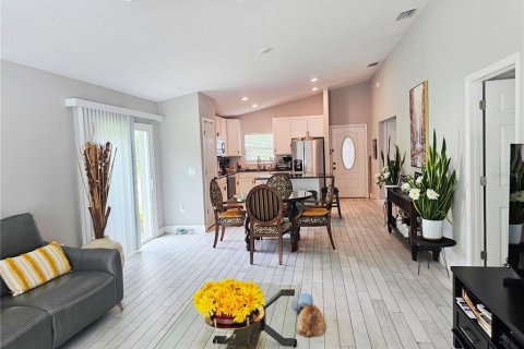 Casa en venta en DeBary, Florida, 3 dormitorios, 139.63 m2 № 2385613 - foto 3