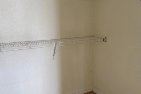 Condominio en alquiler en Orlando, Florida, 2 dormitorios, 94.67 m2 № 1819318 - foto 13