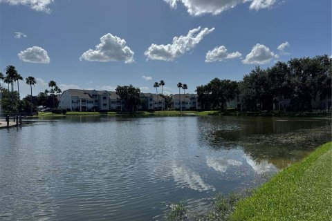Condominio en alquiler en Orlando, Florida, 2 dormitorios, 94.67 m2 № 1819318 - foto 15