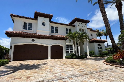 Casa en venta en Lighthouse Point, Florida, 6 dormitorios, 446.49 m2 № 2088231 - foto 2