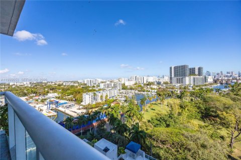 Снять в аренду кондоминиум в Майами, Флорида 2 спальни, № 2066373 - фото 24