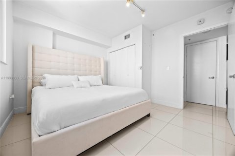 Снять в аренду кондоминиум в Майами, Флорида 2 спальни, № 2066373 - фото 20