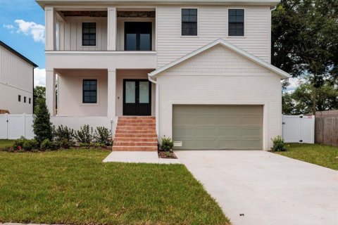 Casa en Tampa, Florida 4 dormitorios, 300.07 m2 № 2294807