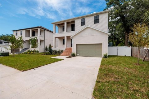 Villa ou maison à vendre à Tampa, Floride: 4 chambres, 300.07 m2 № 2294807 - photo 3
