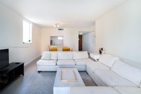 Copropriété à louer à Miami Beach, Floride: 2 chambres, 98.94 m2 № 1931453 - photo 4