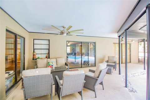 House in Palm Harbor, Florida 3 bedrooms, 166.2 sq.m. № 1793939 - photo 17