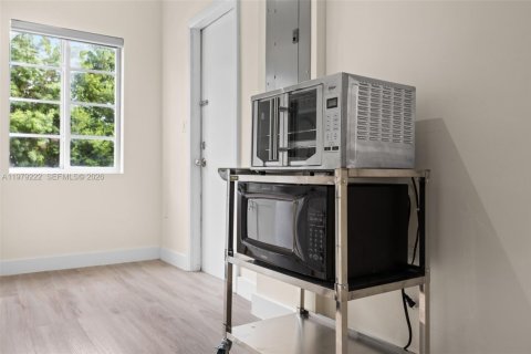 Снять в аренду кондоминиум в Майами-Бич, Флорида 41.9м2, № 2046026 - фото 16