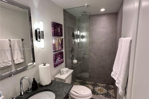 Снять в аренду кондоминиум в Ки-Бискейн, Флорида 3 спальни, 200.67м2, № 2048239 - фото 10