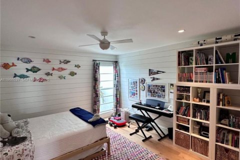 Снять в аренду кондоминиум в Ки-Бискейн, Флорида 3 спальни, 200.67м2, № 2048239 - фото 25