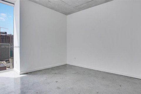 Condo in Miami, Florida, 2 bedrooms № 2081290 - photo 5