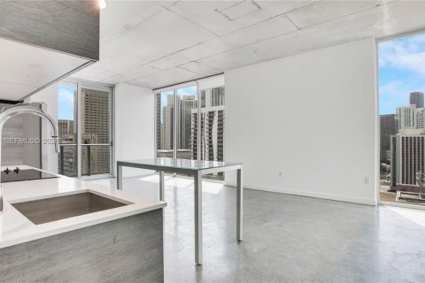 Condo in Miami, Florida, 2 bedrooms № 2081290 - photo 7