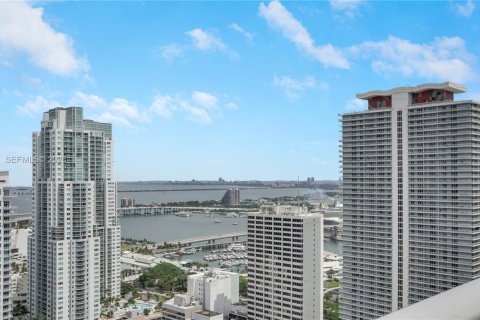 Condo in Miami, Florida, 2 bedrooms № 2081290 - photo 20