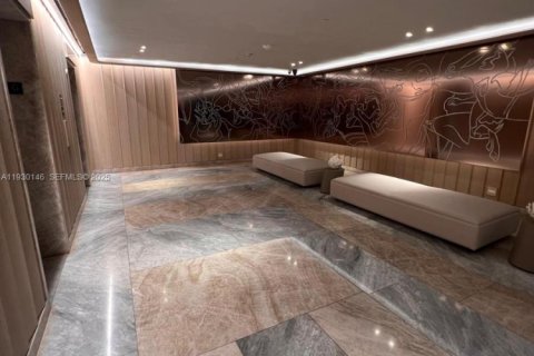 Condominio en alquiler en Miami, Florida, 1 dormitorio, 77.02 m2 № 1989151 - foto 5