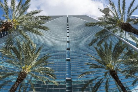 Condominio en alquiler en Miami, Florida, 1 dormitorio, 77.02 m2 № 1989151 - foto 25