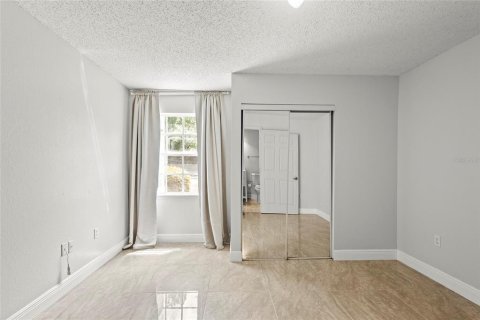 Copropriété à vendre à Gainesville, Floride: 2 chambres, 88.26 m2 № 1909242 - photo 12