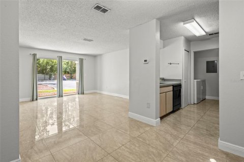 Copropriété à vendre à Gainesville, Floride: 2 chambres, 88.26 m2 № 1909242 - photo 5