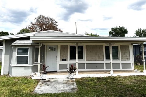 Casa en Orlando, Florida 3 dormitorios, 111.2 m2 № 2111109