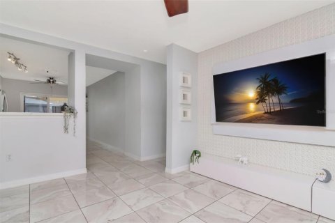 Villa ou maison à vendre à Riverview, Floride: 3 chambres, 121.79 m2 № 1904113 - photo 10