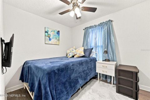 House in Green Cove Springs, Florida 3 bedrooms, 110.37 sq.m. № 2312674 - photo 18