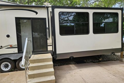 Купить кондоминиум в Апопка, Флорида 5 комнат, 25.27м2, № 1113098 - фото 3