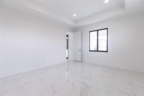Villa ou maison à vendre à Cape Coral, Floride: 4 chambres, 160.91 m2 № 1905844 - photo 18