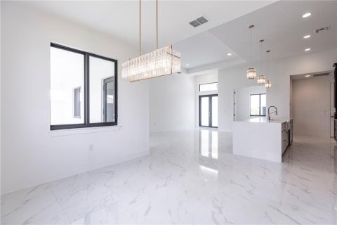 Villa ou maison à vendre à Cape Coral, Floride: 4 chambres, 160.91 m2 № 1905844 - photo 12