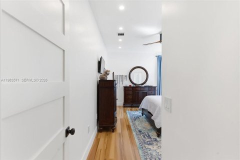 Купить кондоминиум в Майами-Бич, Флорида 2 спальни, 122.63м2, № 2046752 - фото 17