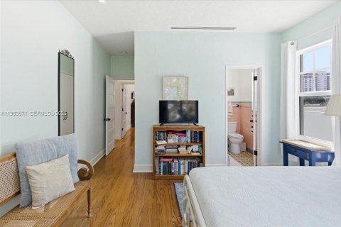 Купить кондоминиум в Майами-Бич, Флорида 2 спальни, 122.63м2, № 2046752 - фото 26