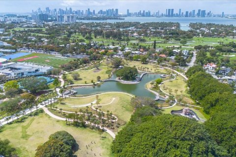 Купить кондоминиум в Майами-Бич, Флорида 2 спальни, 122.63м2, № 2046752 - фото 30