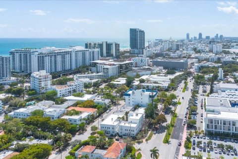 Купить кондоминиум в Майами-Бич, Флорида 2 спальни, 122.63м2, № 2046752 - фото 28