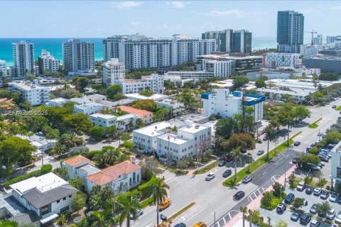 Кондоминиум с 2 спальнями в Майами-Бич, Флорида № 2046752