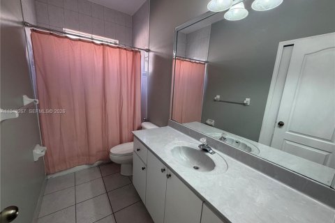 Villa ou maison à vendre à Miami, Floride: 4 chambres, 234.39 m2 № 2005121 - photo 29