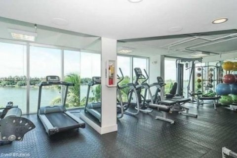 Condo in Miami Beach, Florida, 1 bedroom  № 2081978 - photo 7