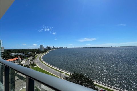 Condominio en alquiler en Tampa, Florida, 3 dormitorios, 273.13 m2 № 1846529 - foto 14