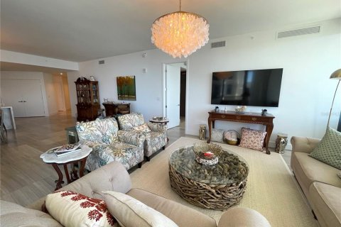 Condominio en alquiler en Tampa, Florida, 3 dormitorios, 273.13 m2 № 1846529 - foto 7