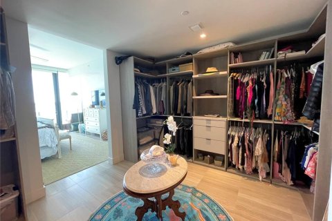 Condominio en alquiler en Tampa, Florida, 3 dormitorios, 273.13 m2 № 1846529 - foto 12