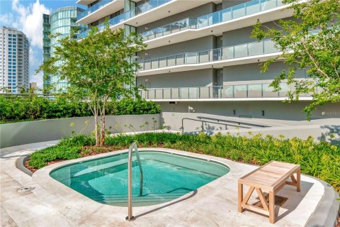 Condominio en alquiler en Tampa, Florida, 3 dormitorios, 273.13 m2 № 1846529 - foto 25