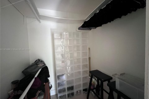 Снять в аренду кондоминиум в Майами-Бич, Флорида 1 спальня, 61.32м2, № 1923538 - фото 9