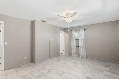 Villa ou maison à vendre à Winter Haven, Floride: 3 chambres, 158.03 m2 № 2349734 - photo 18
